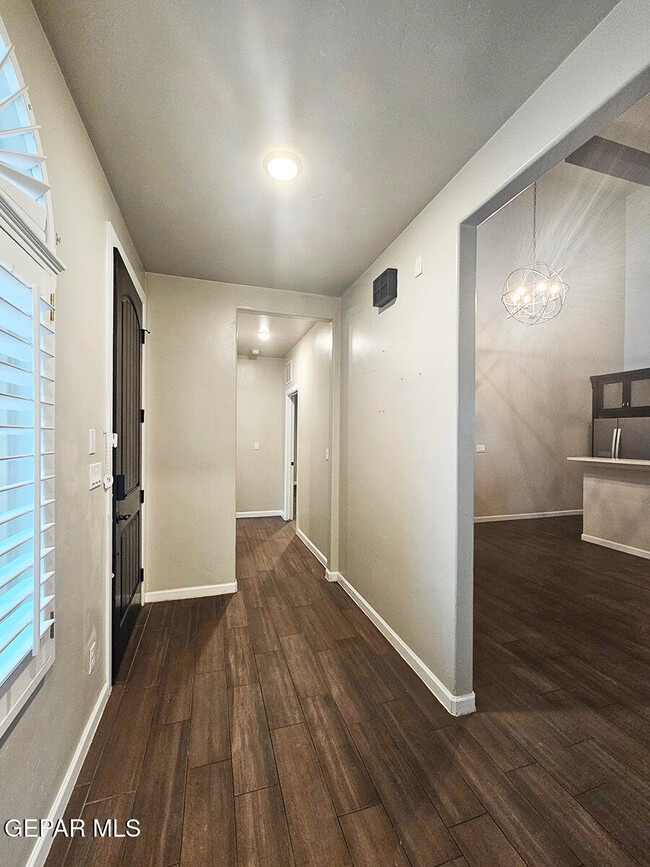 Photo - 13185 Tiverton Rd