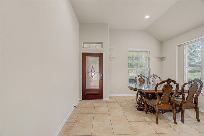 Photo - 3834 Raintree Village Dr