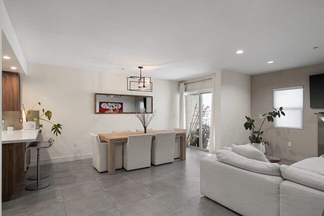 Photo - 11023 Fruitland Dr