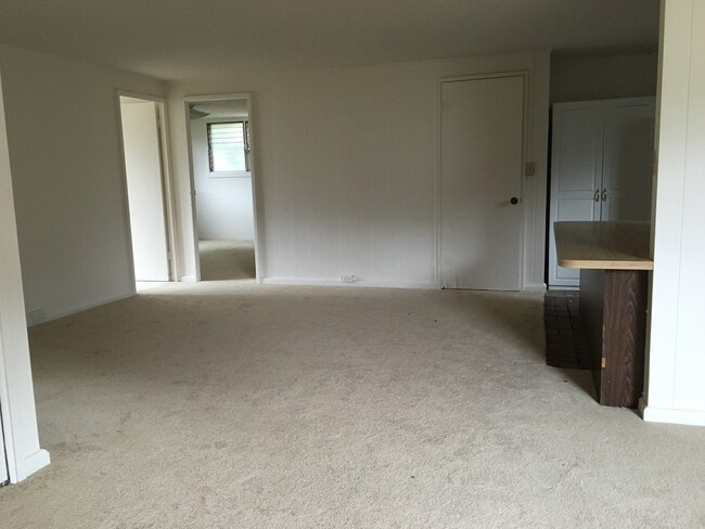 Photo - Hu, Andra Unit Hu, Reggie (down)