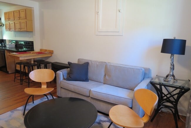 Photo - 375 Weaverville Rd Unidad 3