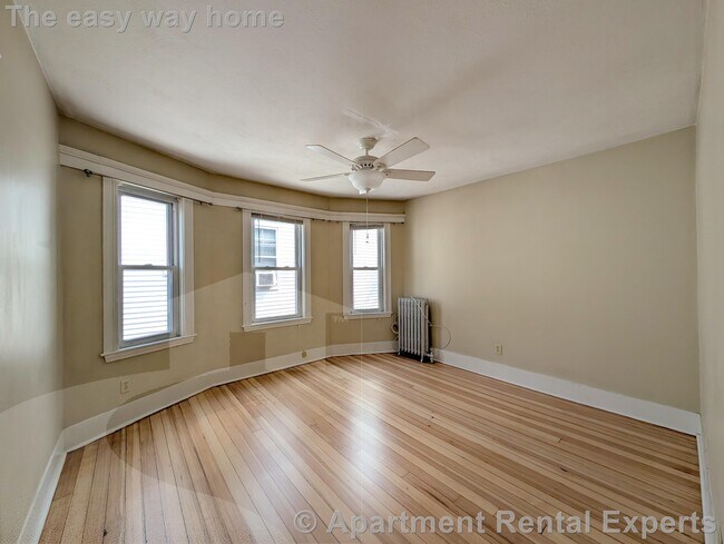 Building Photo - 79 Conwell Ave Unit #3 Rental
