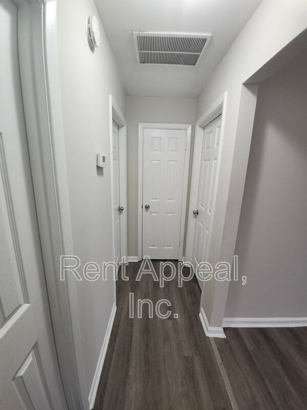 Photo - 2916 Carriage Ln