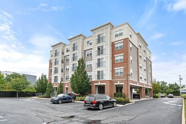 Photo - 770 Washington Ave Unit 504