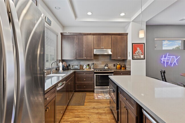 Photo - 317 Eado Park Cir