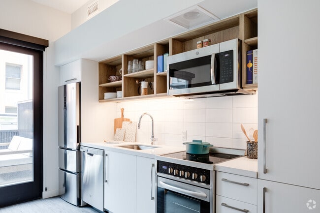 0BR, 1BA - 463SF