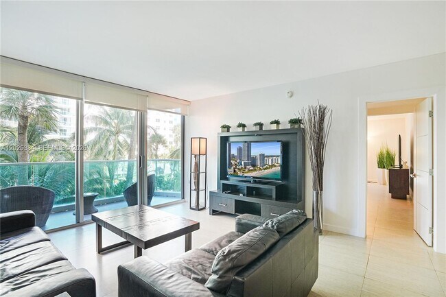 Photo - 4001 S Ocean Dr Unidad 3P