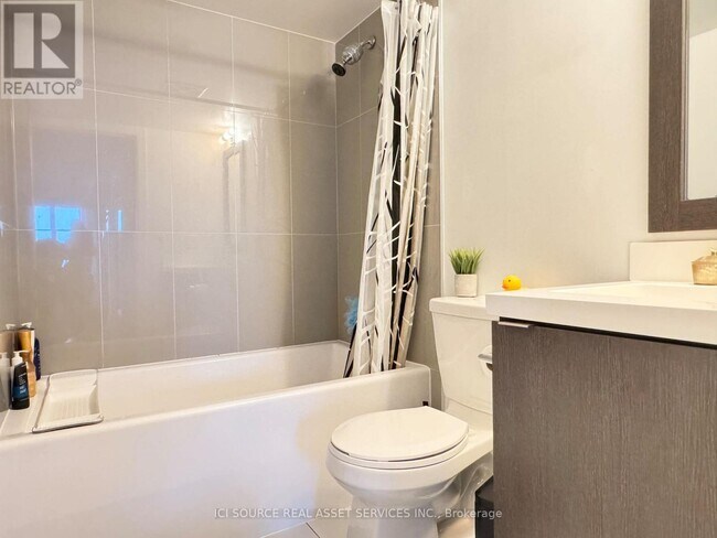 Photo - 7 Mabelle Ave Unité 609