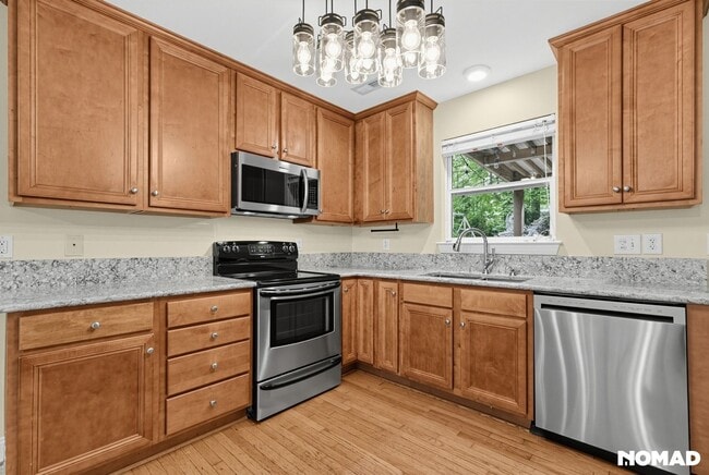 216 Bellwood Loop