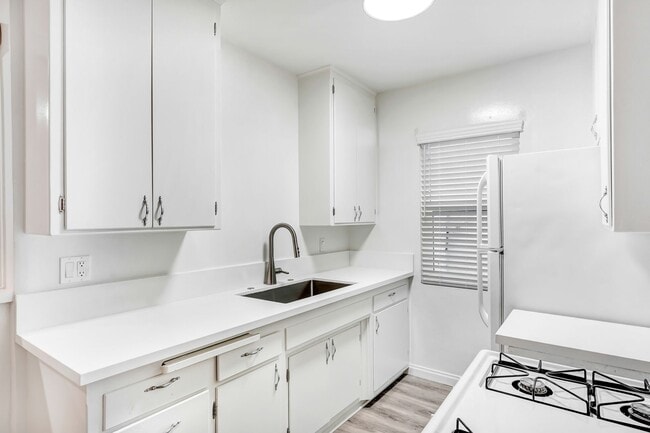 Photo - 1231 12th St Unidad D