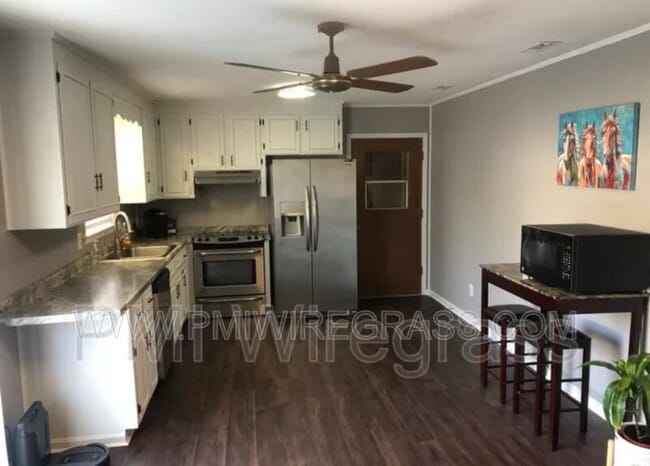 Photo - 12 Forest Hill Dr