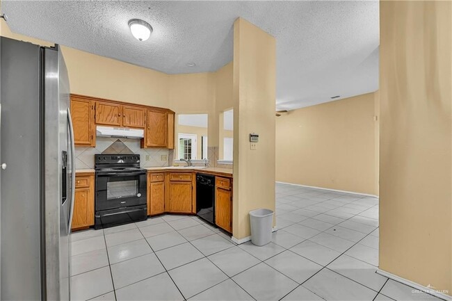 Photo - 29 Martin Ave