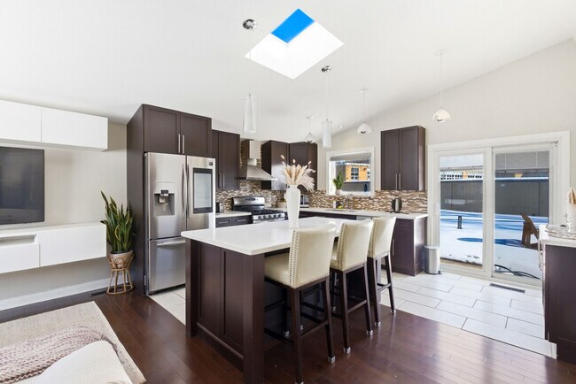 Photo - 3210 Lawrence Ave E Unit SI ID1501597P