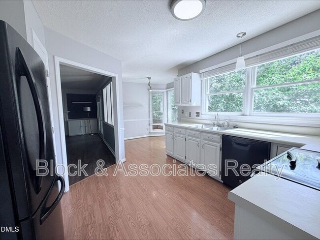 100 Drywood Pl