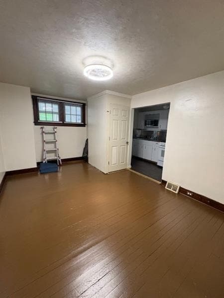 Photo - 906 Kable Wy