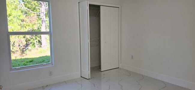 Photo - 5216 29th St SW