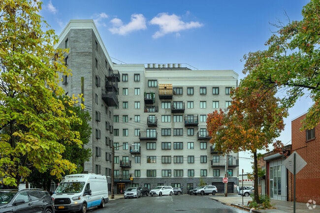 Photo - Pinnacle Condominiums