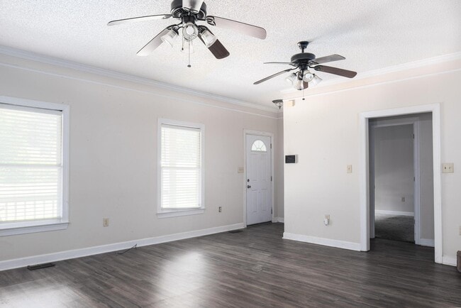 Photo - 680 Herring Dr