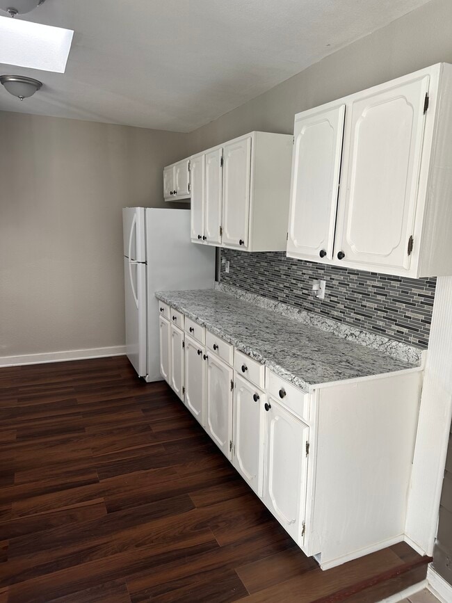 Photo - 606 John Page Dr