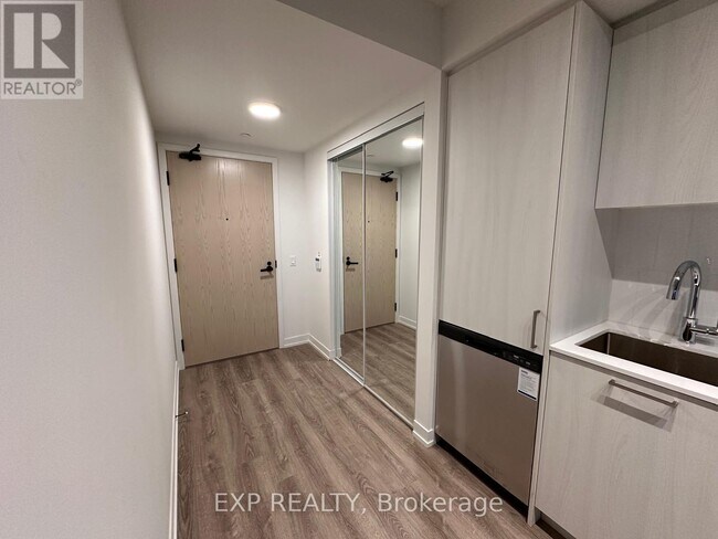 Photo - 195 Commerce St Unit 708