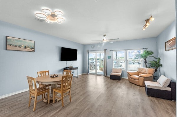 Photo - 15325 Bonasse Ct Unidad B