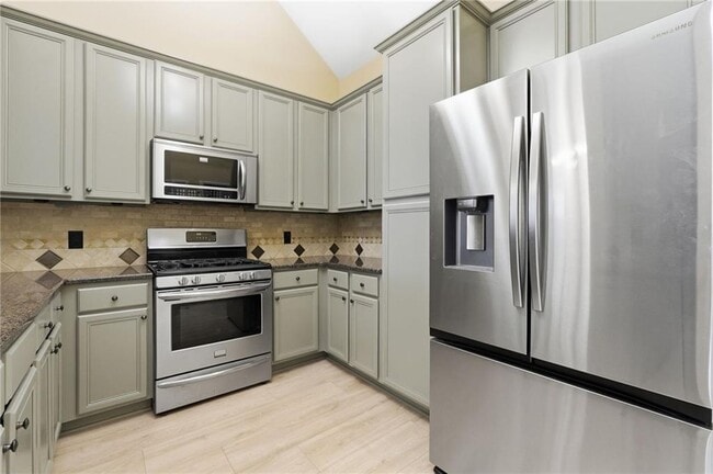 Photo - 726 Gardenside Cir SE
