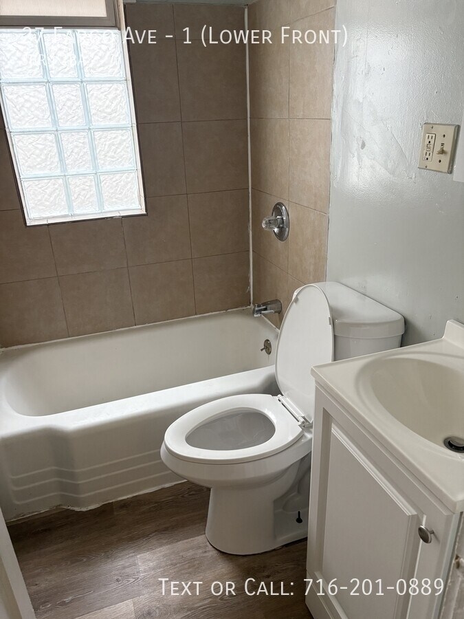 Photo - 27 Fargo Ave Unit 1 (Lower Front)