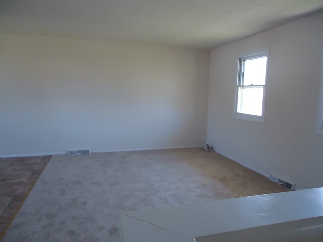 105 Scenic Cir