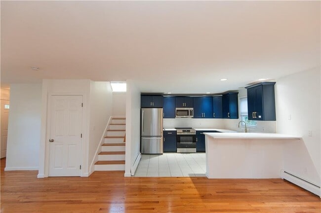 Photo - 27 Fenner Ave