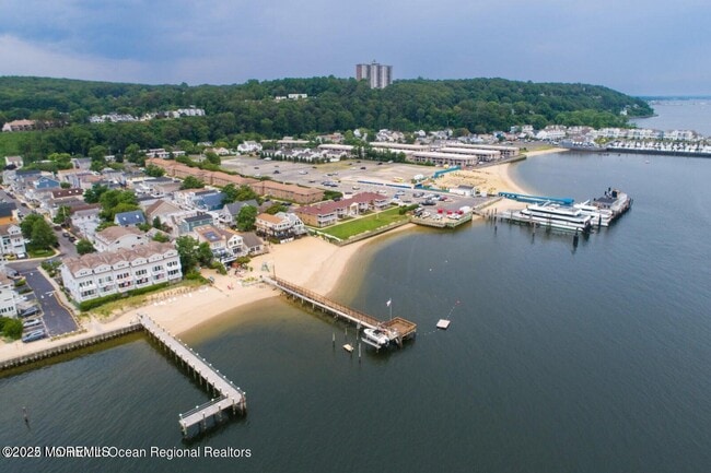 Photo - 297 Shore Dr