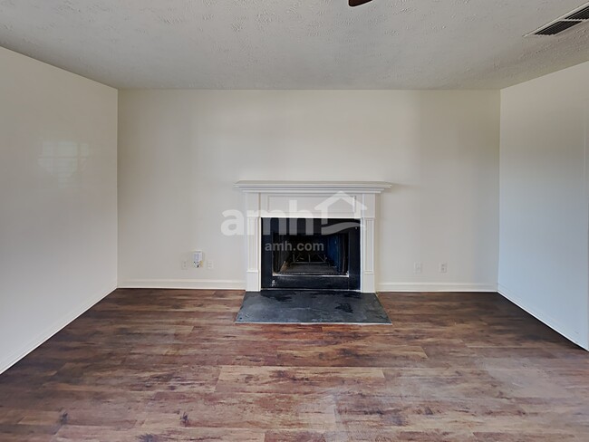 Photo - 1821 Saint Andrews Dr