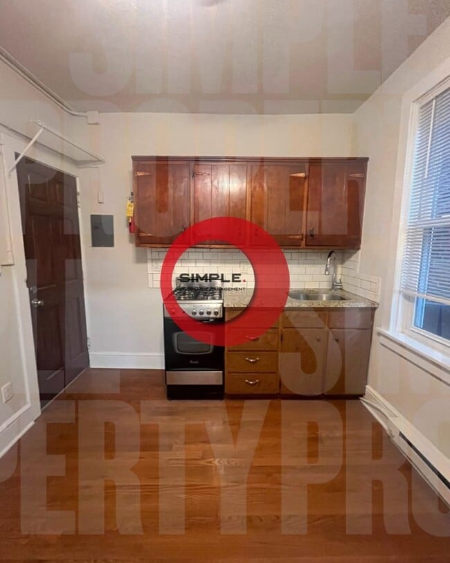 Photo - 37 E Philadelphia Ave Apartment Unit 6