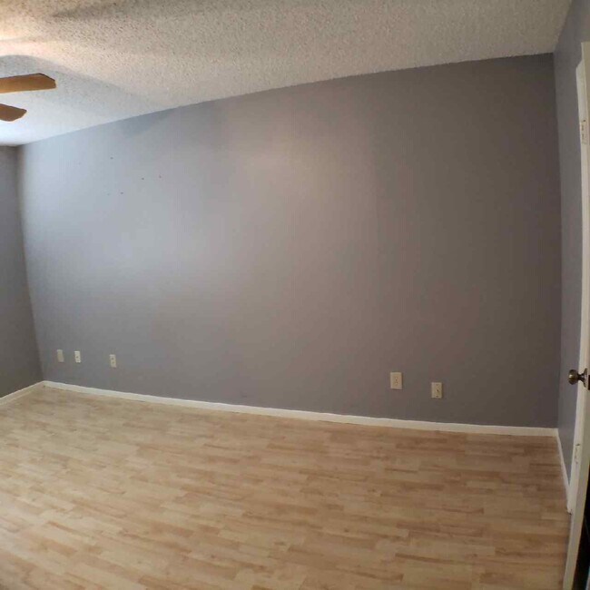 Photo - 8206 Talkenhorn