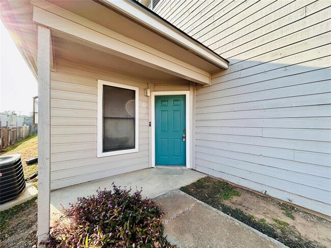 Photo - 8905 Schick Rd