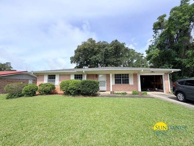 3BR Home in Shalimar Near Eglin AFB! - 3BR Home in Shalimar Near Eglin AFB!