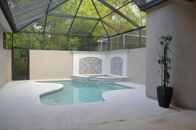 Photo - 3813 SW 91st Dr