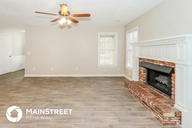 Photo - 170 Woodcrest Dr Casa