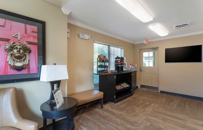Furnished Studio-Nashville - Airport - Music City