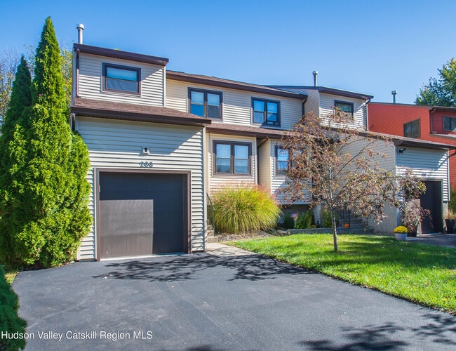 Photo - 200 Sterling Pl