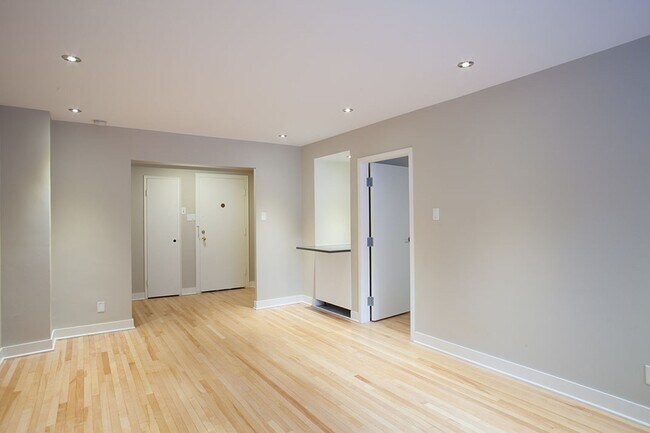 Photo - 3495 Rue de la Montagne Unit 109