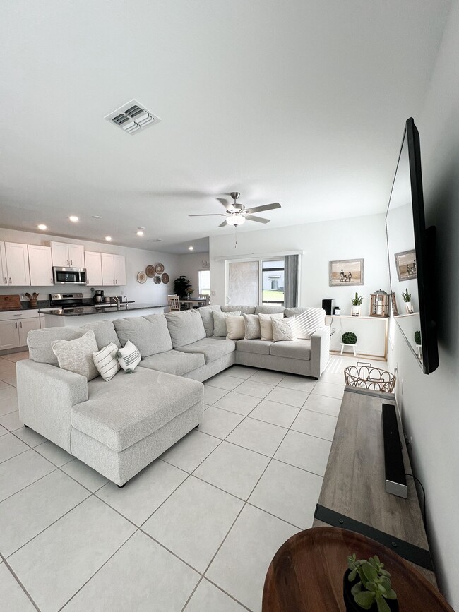 Photo - 36420 Garden Wall Way