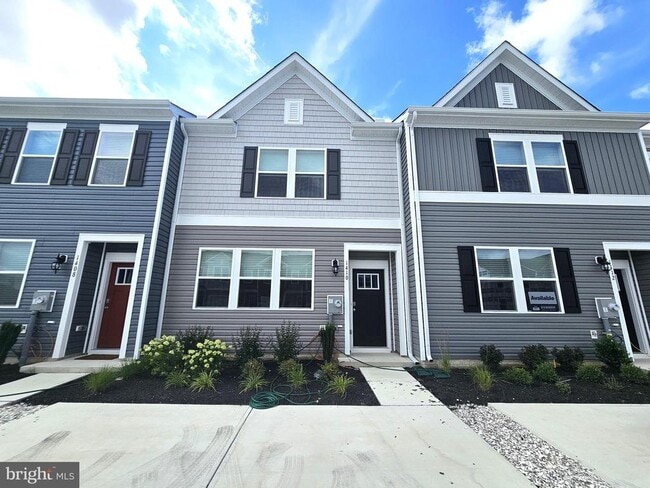 Photo - 1410 Sugarplum Ln