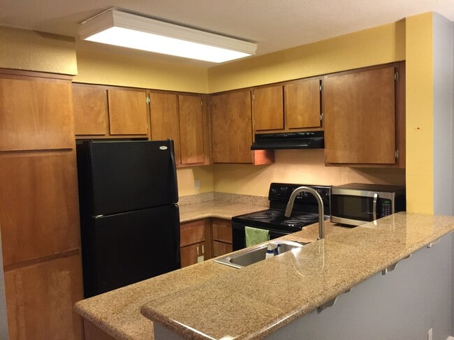 39219 Guardino Dr Unit 1