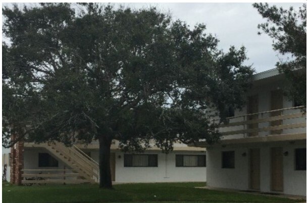 Photo - Park Drive Apartments