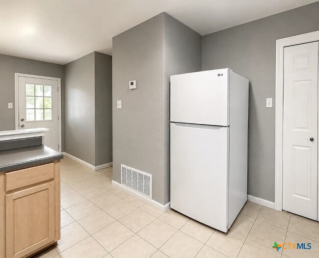 2907 Cantabrian Dr Unit C