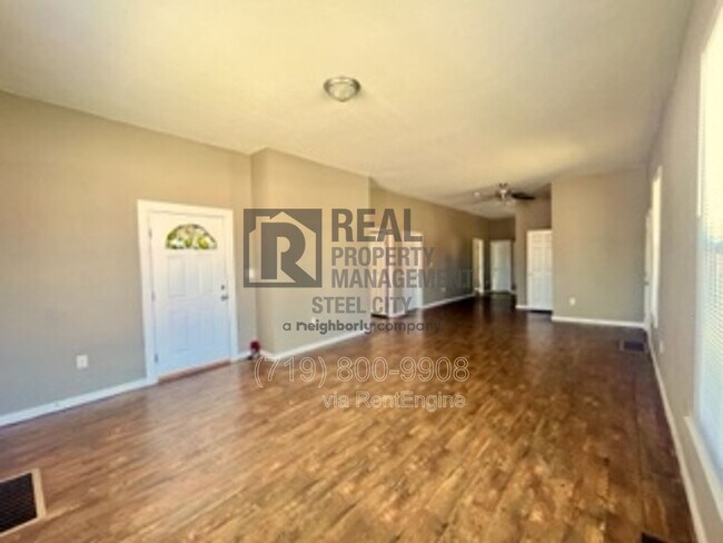 Photo - 1201 Pine St