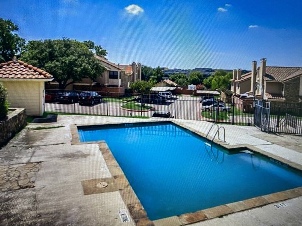 Photo - 4239 Madera Rd