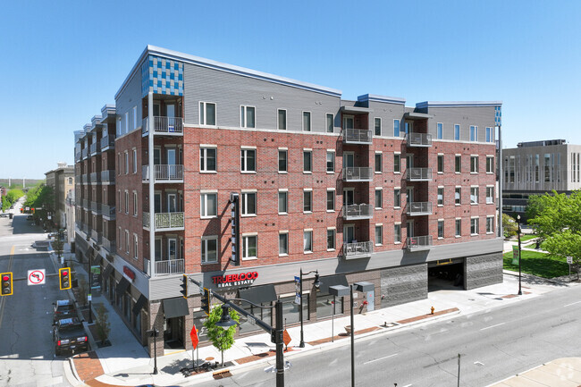 Pullman Station - Pullman Station Apartments