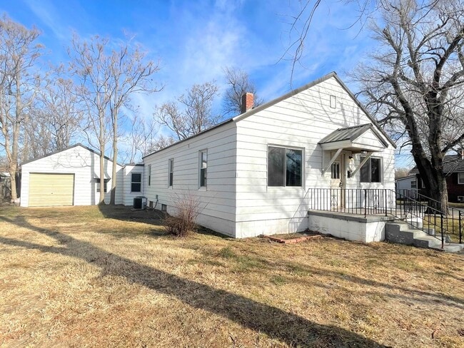 Photo - 3 Bedroom Home on Corner Lot