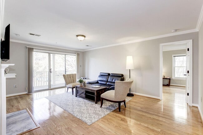 Building Photo - 15307 Diamond Cove Terrace Unit # 6-E